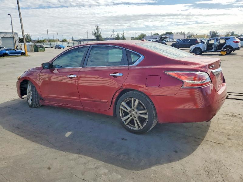 2015 Nissan Altima მანქანა იყიდება აუქციონზე, vin: 1N4AL3AP9FC111281, აუქციონის ნომერი: 75192835