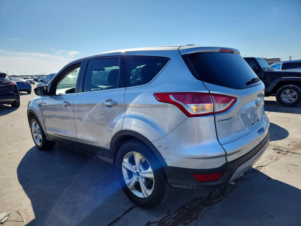 2015 Ford Escape მანქანა იყიდება აუქციონზე, vin: 1FMCU0G90FUA10207, აუქციონის ნომერი: 74111715