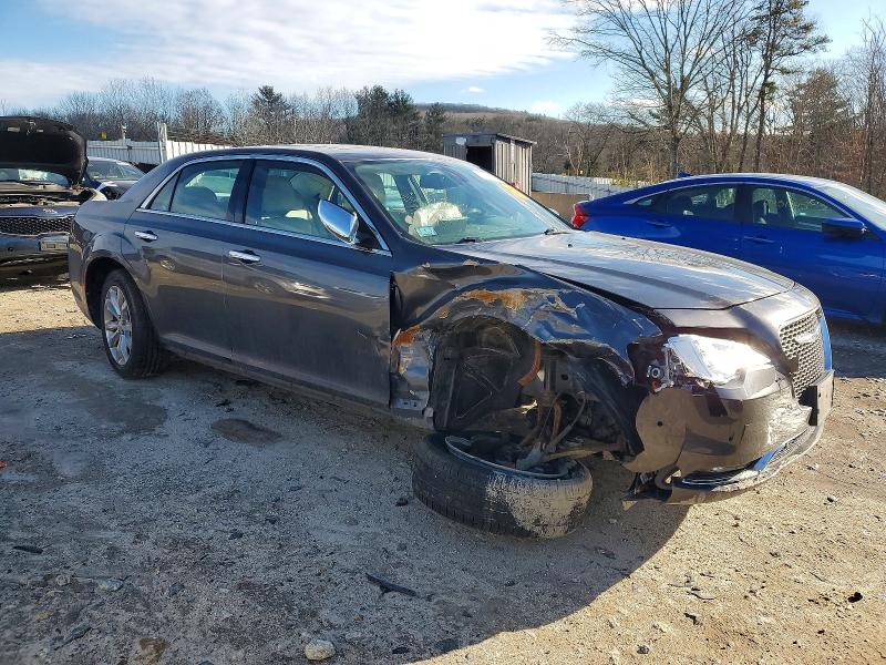 Продажа на аукционе авто 2015 Chrysler 300c, vin: 2C3CCAKG4FH769484, номер лота: 72611435
