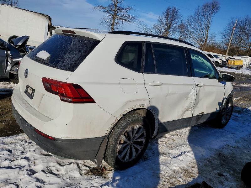 73750675 :رقم المزاد ، 3VV0B7AX9KM015886 vin ، 2019 Volkswagen Tiguan مزاد بيع