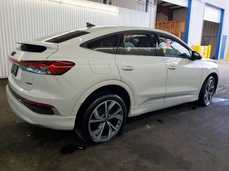 98433245 :رقم المزاد ، WA132BFZ3PP061072 vin ، 2023 Audi Q4 E-tron مزاد بيع