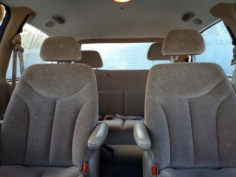 2000 Chrysler Town & Country მანქანა იყიდება აუქციონზე, vin: 1C4GP44GXYB713819, აუქციონის ნომერი: 72339895