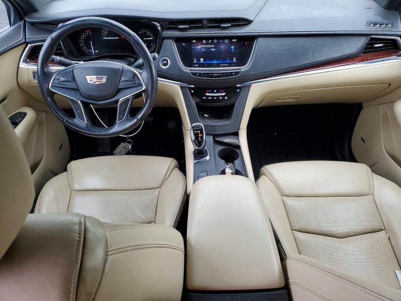 73922755 :رقم المزاد ، 1GYKNDRS3JZ136829 vin ، 2018 Cadillac Xt5 مزاد بيع