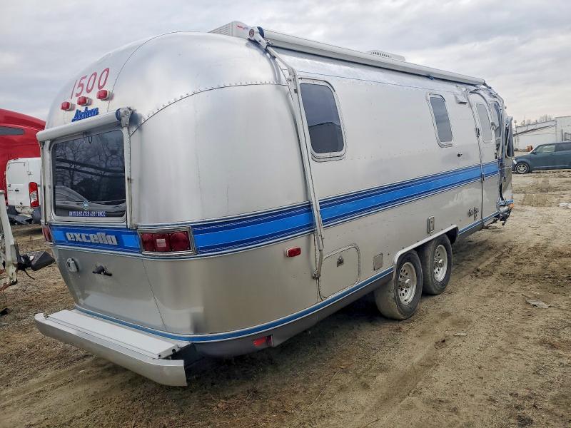 98429225 :رقم المزاد ، 1STGEAJ2XKJ506780 vin ، 1989 Airstream Excella مزاد بيع