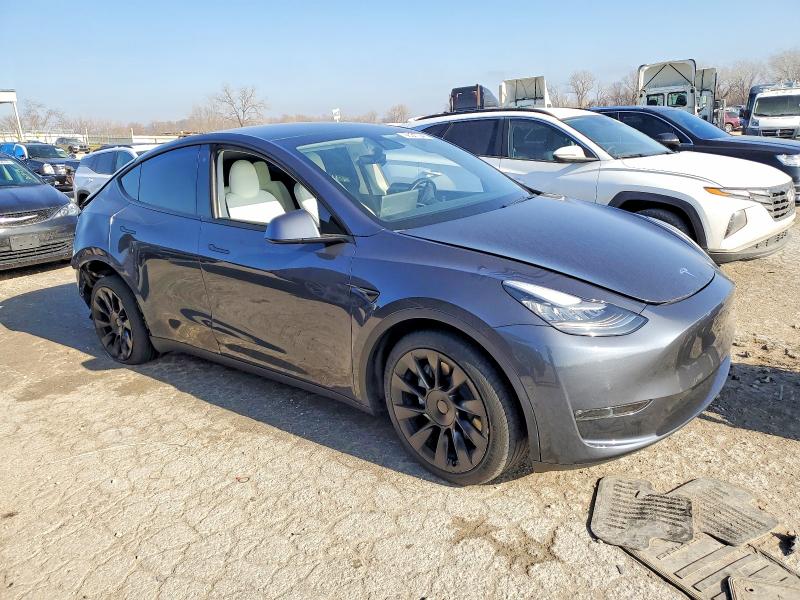 98347545 :رقم المزاد ، 5YJYGDEE0MF061110 vin ، 2021 Tesla Model Y مزاد بيع