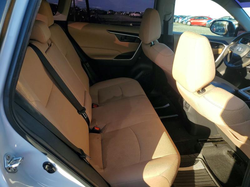 99550185 :رقم المزاد ، 2T3F1RFV7NC270152 vin ، 2022 Toyota Rav4 مزاد بيع