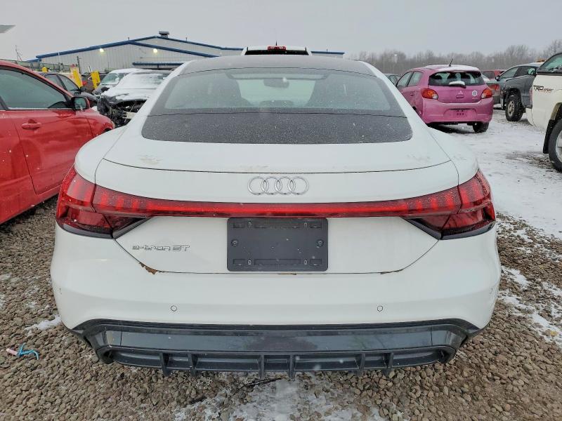 2022 Audi E-tron Gt მანქანა იყიდება აუქციონზე, vin: WAUDJBFW9N7003898, აუქციონის ნომერი: 99373555