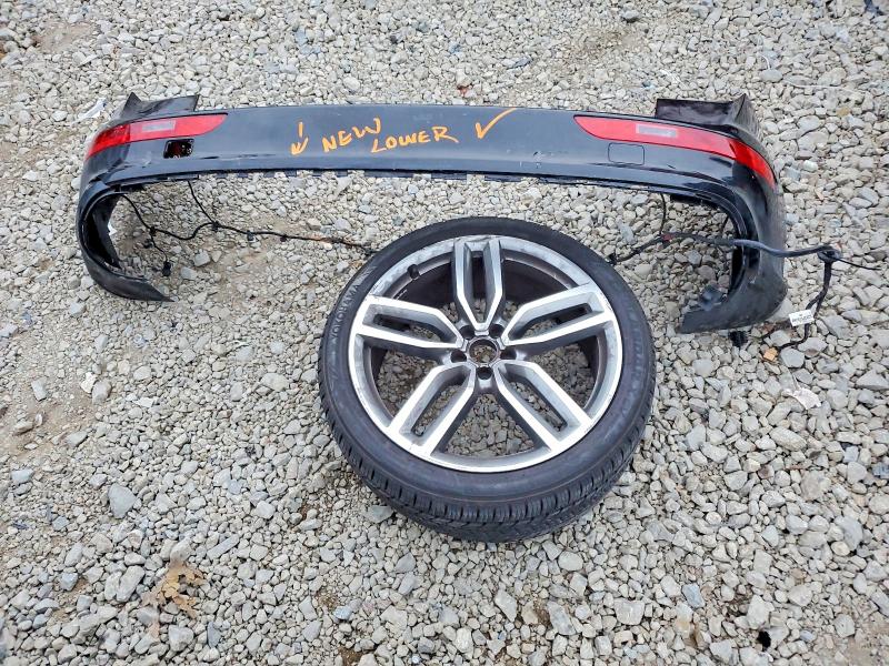 2014 Audi Sq5 მანქანა იყიდება აუქციონზე, vin: WA1VGAFP4EA011137, აუქციონის ნომერი: 98417505