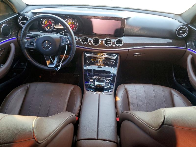 73228485 :رقم المزاد ، WDDZF4JB1JA371702 vin ، 2018 Mercedes-benz E مزاد بيع