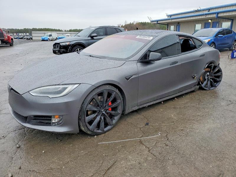 2019 Tesla Model S მანქანა იყიდება აუქციონზე, vin: 5YJSA1E22KF305140, აუქციონის ნომერი: 99286435
