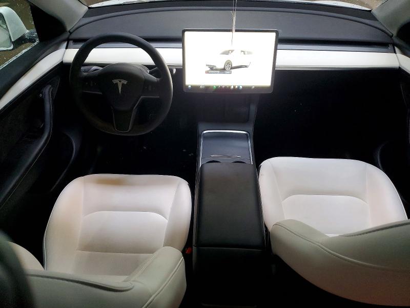 97527945 :رقم المزاد ، LRWYGDEE0RC670036 vin ، 2024 Tesla Model Y مزاد بيع