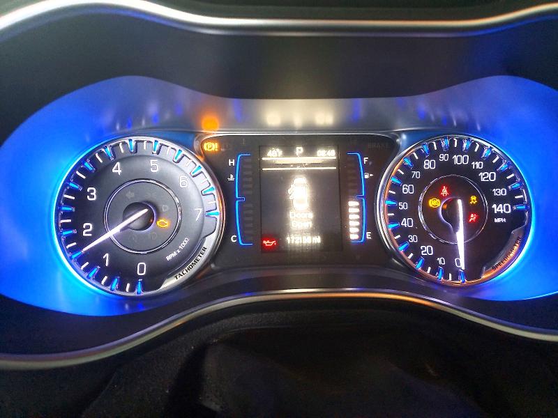 99124035 :رقم المزاد ، 1C3CCCAB6FN624875 vin ، 2015 Chrysler 200 مزاد بيع