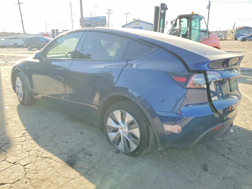 75504885 :رقم المزاد ، 7SAYGDEE8PF852573 vin ، 2023 Tesla Model Y مزاد بيع