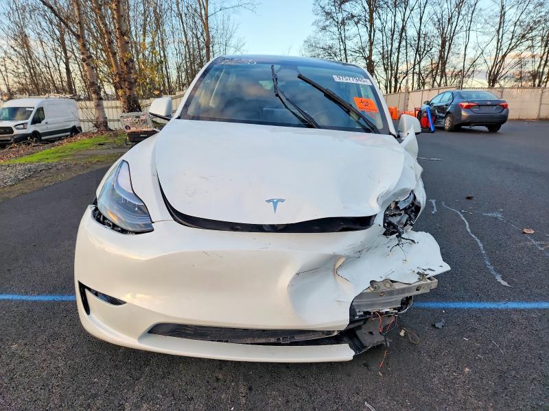 2025 Tesla Model Y მანქანა იყიდება აუქციონზე, vin: 7SAYGDEE3SF243870, აუქციონის ნომერი: 97577945