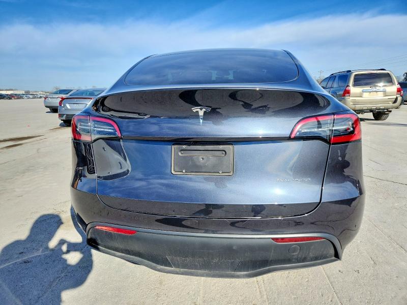 Продаж на аукціоні авто 2024 Tesla Model Y, vin: 7SAYGDEE3RA334077, номер лоту: 73035275