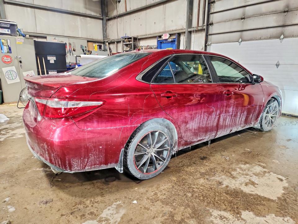 Продажа на аукционе авто 2015 Toyota Camry Le, vin: 4T1BF1FK7FU889558, номер лота: 74397555