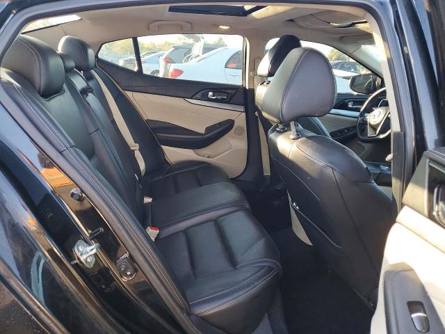 72863575 :رقم المزاد ، 1N4AA6AP6HC383927 vin ، 2017 Nissan Maxima مزاد بيع