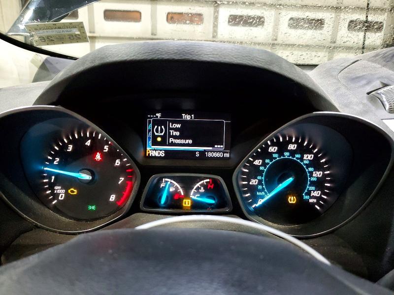 74808205 :رقم المزاد ، 1FMCU9JX5FUC18661 vin ، 2015 Ford Escape مزاد بيع