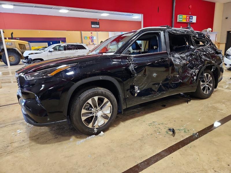 73255755 :رقم المزاد ، 5TDKDRBH0RS571731 vin ، 2024 Toyota Highlander مزاد بيع