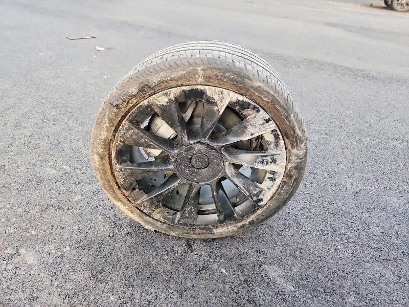 2025 Tesla Model Y მანქანა იყიდება აუქციონზე, vin: 7SAYGDEE3SF243870, აუქციონის ნომერი: 97577945