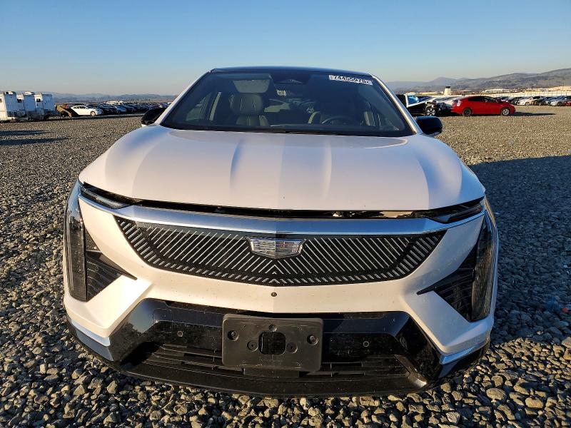 74455975 :رقم المزاد ، 3GYK3BMR5SS175127 vin ، 2025 Cadillac Optiq مزاد بيع