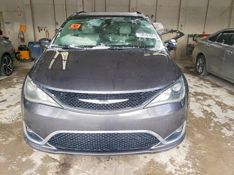 73976195 :رقم المزاد ، 2C4RC1BG7HR591606 vin ، 2017 Chrysler Pacifica مزاد بيع