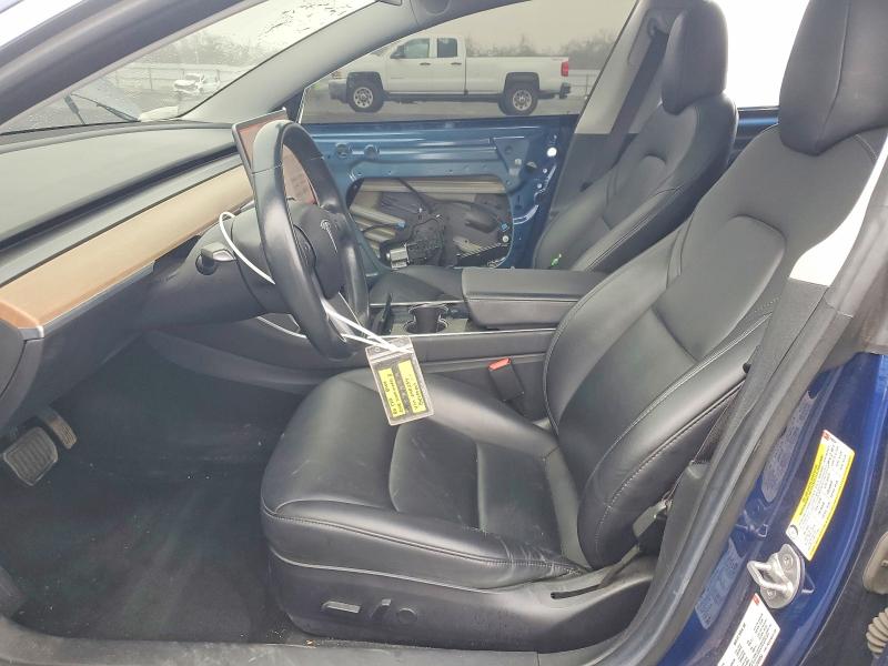 73550555 :رقم المزاد ، 5YJ3E1EA8JF040254 vin ، 2018 Tesla Model 3 مزاد بيع