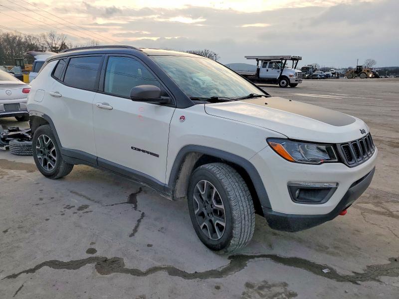 Продаж на аукціоні авто 2019 Jeep Compass, vin: 3C4NJDDB5KT688119, номер лоту: 99939455
