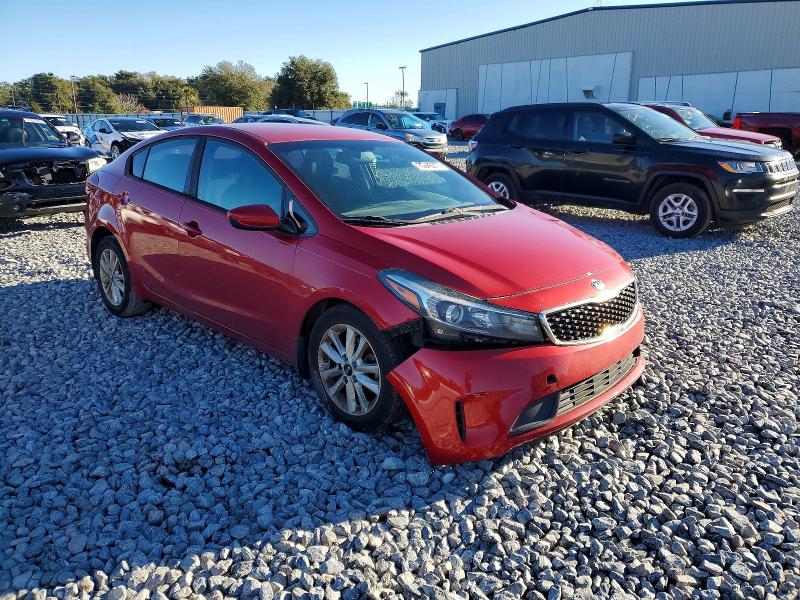2017 Kia Forte მანქანა იყიდება აუქციონზე, vin: 3KPFL4A74HE033154, აუქციონის ნომერი: 73646275