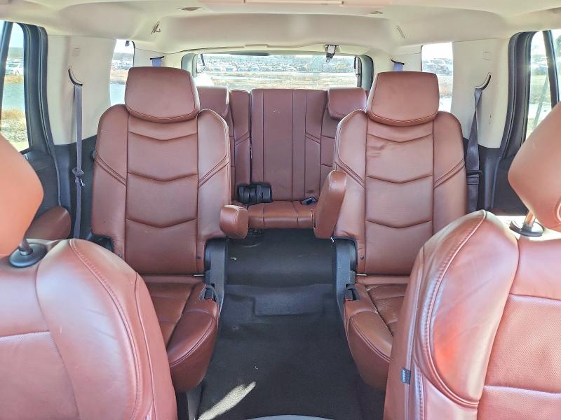 2015 Cadillac Escalade მანქანა იყიდება აუქციონზე, vin: 1GYS4MKJ6FR647642, აუქციონის ნომერი: 72416885
