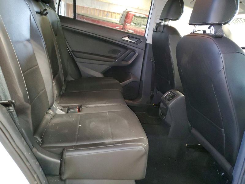 Продажа на аукционе авто 2018 Volkswagen Tiguan, vin: 3VV2B7AX4JM001031, номер лота: 73517785