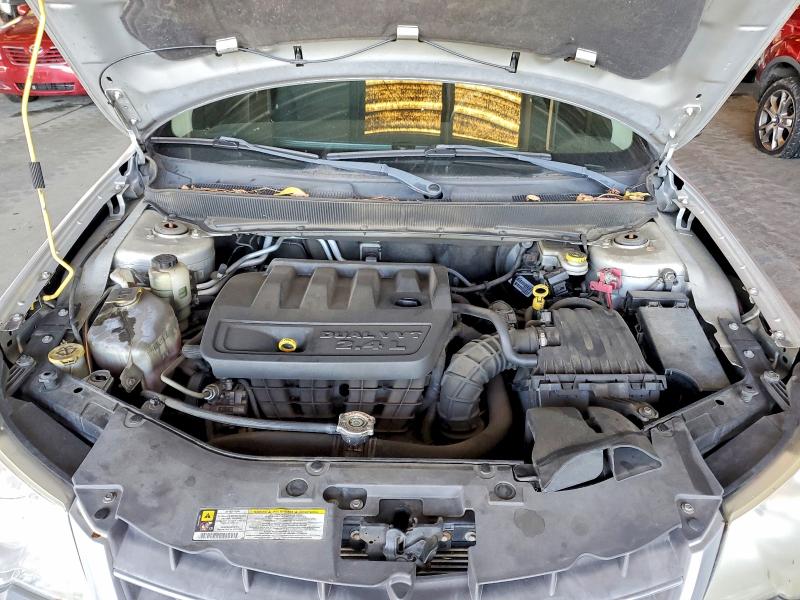 75034185 :رقم المزاد ، 1C3CC4FB1AN229560 vin ، 2010 Chrysler Sebring مزاد بيع