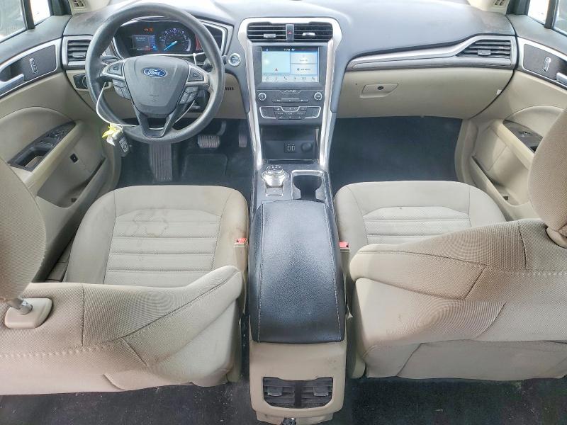 75453155 :رقم المزاد ، 3FA6P0LU9KR207077 vin ، 2019 Ford Fusion Se مزاد بيع