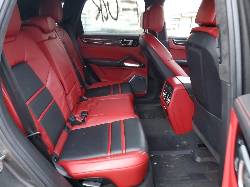 98643435 :رقم المزاد ، WP1AF2AY4MDA36774 vin ، 2021 Porsche Cayenne Tu مزاد بيع