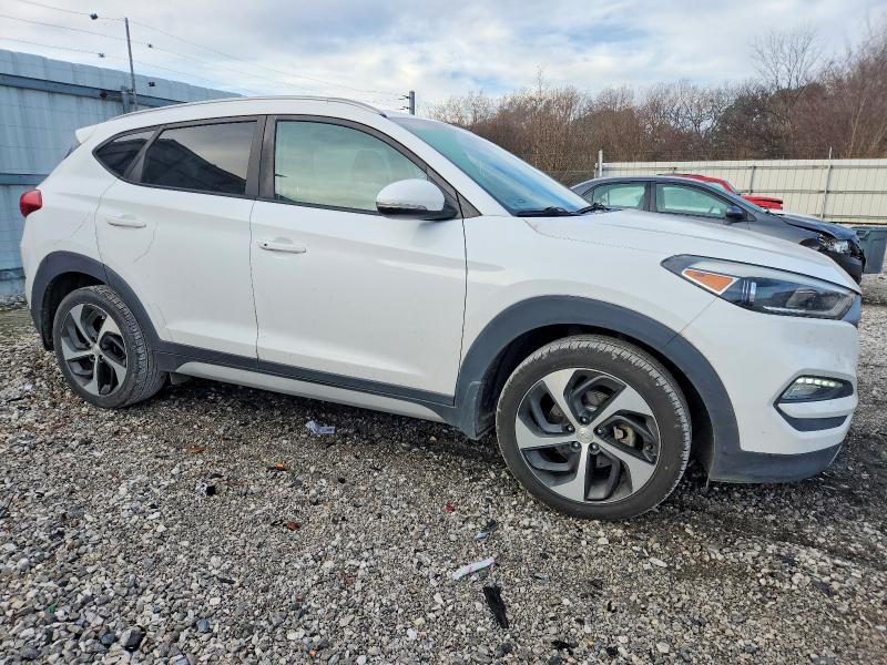 Продажа на аукционе авто 2018 Hyundai Tucson Spo, vin: KM8J33AL5JU771016, номер лота: 98918865
