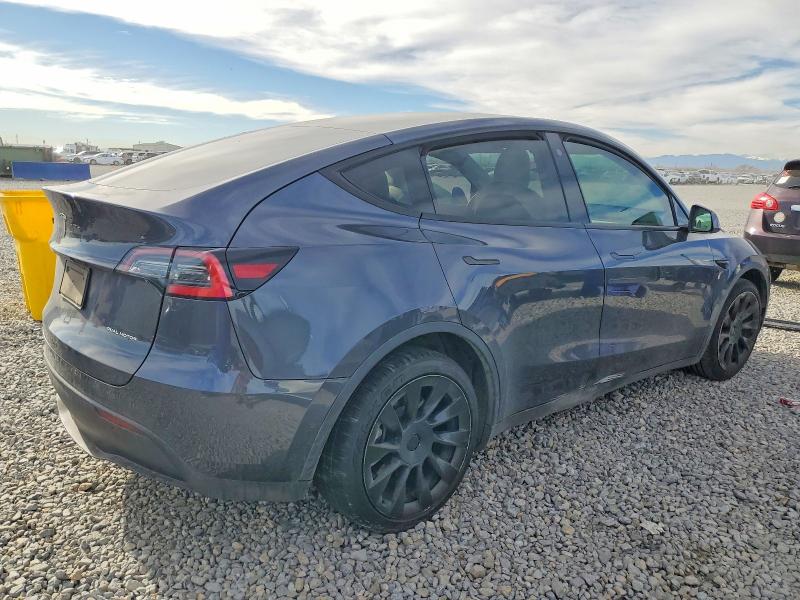 Продажа на аукционе авто 2021 Tesla Model Y, vin: 5YJYGDEE2MF093170, номер лота: 72779715