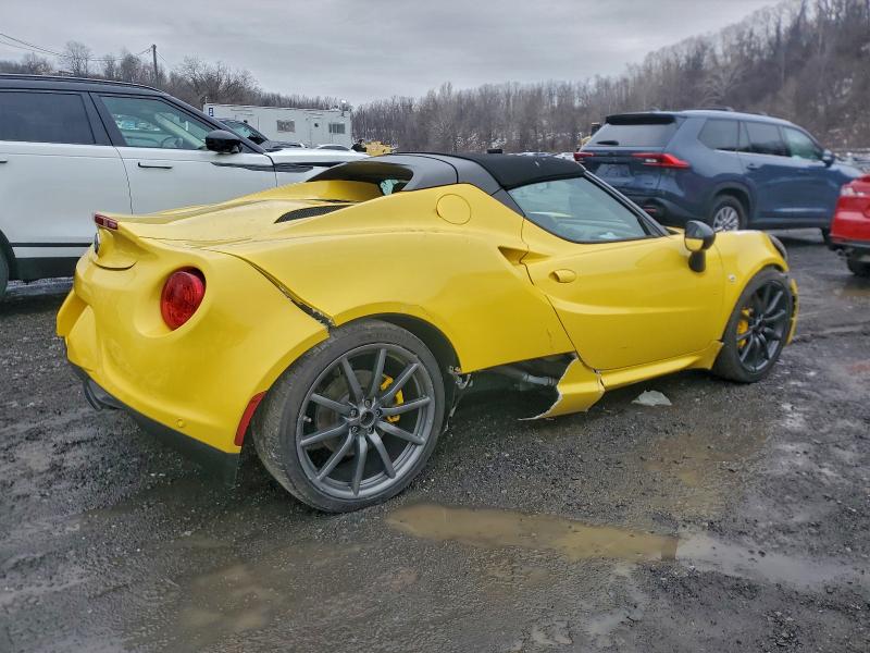 Aukcja sprzedaży 2015 Alfa Romeo 4c Spider, vin: ZARBAAB49FM169436, numer aukcji: 72646135