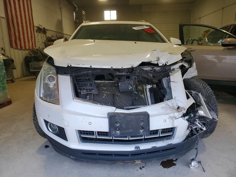 74436865 :رقم المزاد ، 3GYFNGE36FS631970 vin ، 2015 Cadillac Srx Premiu مزاد بيع