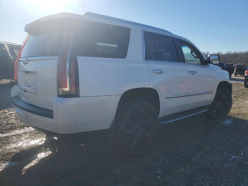 Продажа на аукционе авто 2018 Cadillac Escalade L, vin: 1GYS4BKJ6JR233600, номер лота: 73437555