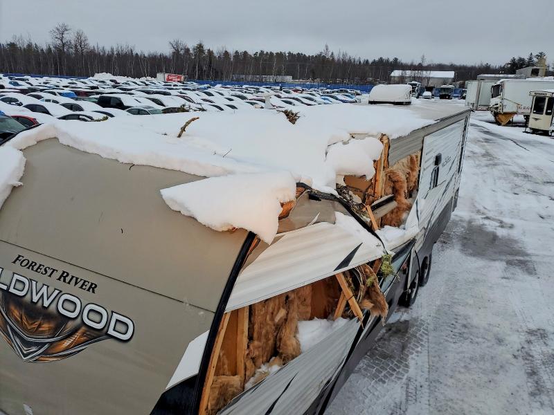 99774465 :رقم المزاد ، 4X4TWDC23J8803737 vin ، 2018 Wildwood Wildwood مزاد بيع