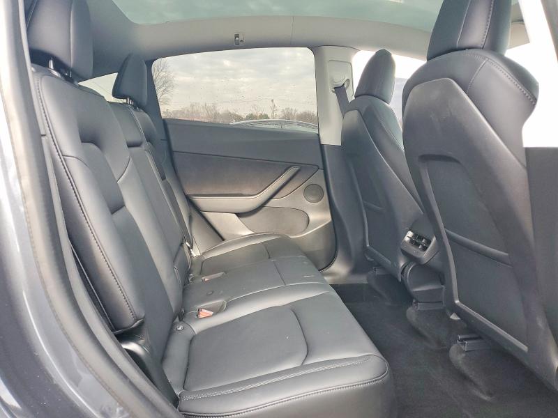 73450185 :رقم المزاد ، 5YJYGDEE8MF067530 vin ، 2021 Tesla Model Y مزاد بيع