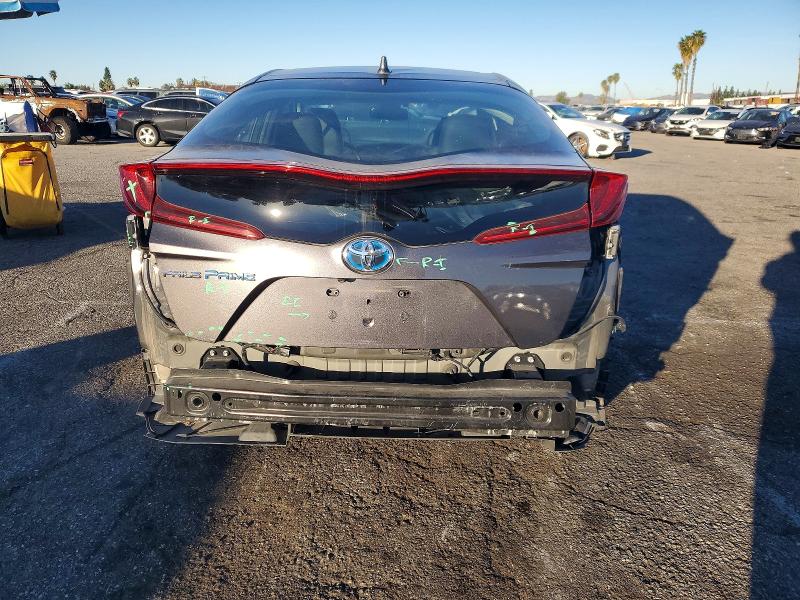 Продажа на аукционе авто 2017 Toyota Prius Prime, vin: JTDKARFP8H3001017, номер лота: 73855185