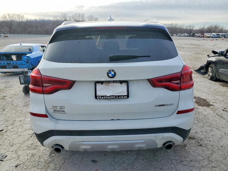 73669155 :رقم المزاد ، 5UXTR9C55KLP88661 vin ، 2019 Bmw X3 مزاد بيع