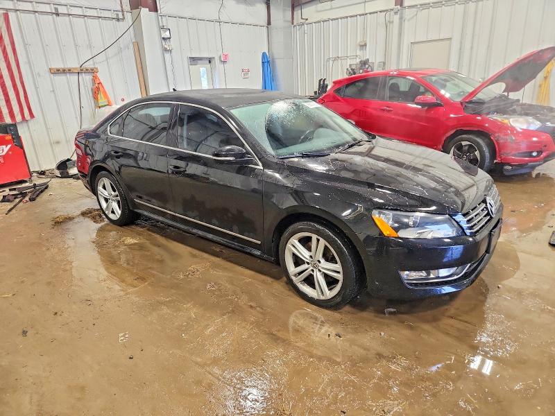 99633725 :رقم المزاد ، 1VWBV7A34FC088454 vin ، 2015 Volkswagen Passat مزاد بيع