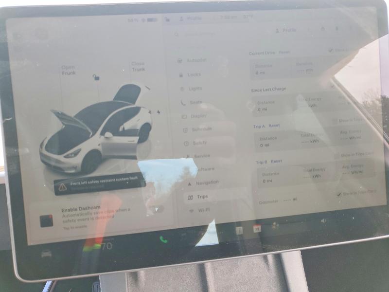 2024 Tesla Model Y მანქანა იყიდება აუქციონზე, vin: 7SAYGDED6RA318642, აუქციონის ნომერი: 99119625