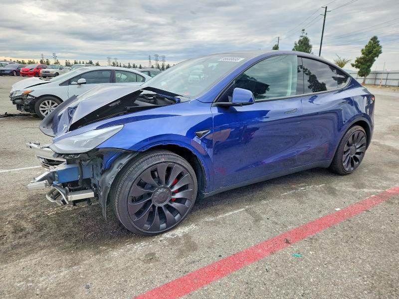 98680695 :رقم المزاد ، 7SAYGDEF8SF232095 vin ، 2025 Tesla Model Y مزاد بيع