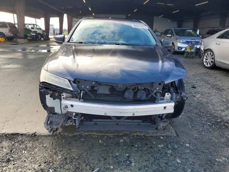 99025425 :رقم المزاد ، 19UUB2F73FA020162 vin ، 2015 Acura Tlx مزاد بيع