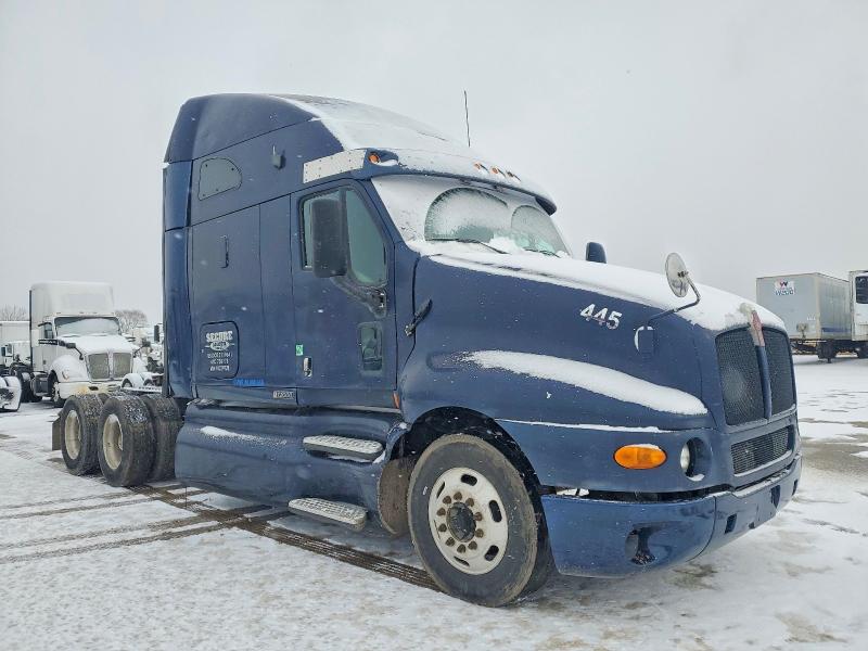 Продажа на аукционе авто 2009 Kenworth T2000, vin: 1XKTDB9X89J229728, номер лота: 72472015