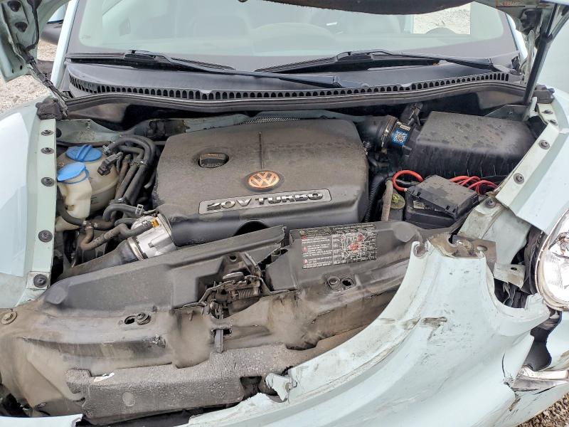 98835745 :رقم المزاد ، 3VWCD31Y45M312962 vin ، 2005 Volkswagen New Beetle مزاد بيع