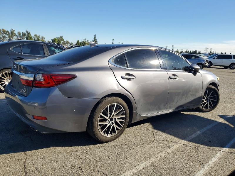75058675 :رقم المزاد ، 58ABK1GG8GU017065 vin ، 2016 Lexus Es مزاد بيع
